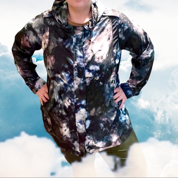 Torrid Blue Black Tie Dye Active Windbreaker Jacket Size 2 - Picture 5 of 16